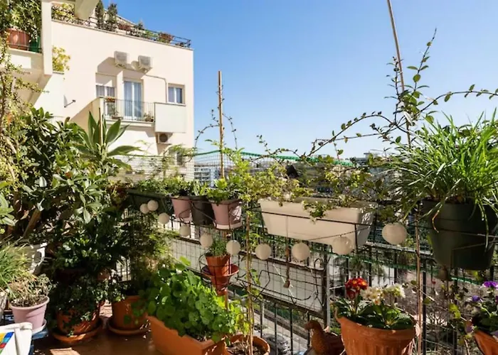 Room And Private Bathroom Between Mondello Beach And Old Town! Free Park!